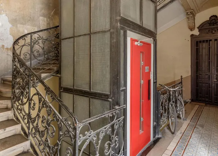 Wellness Retreat With Sauna&jacuzzi - 1 Min To Opera Appartamento Budapest