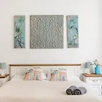 Wellness Retreat With Sauna & Jacuzzi - 1 Min To Opera Apartman