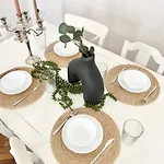 Apartman Wellness Retreat With Sauna & Jacuzzi - 1 Min To Opera
